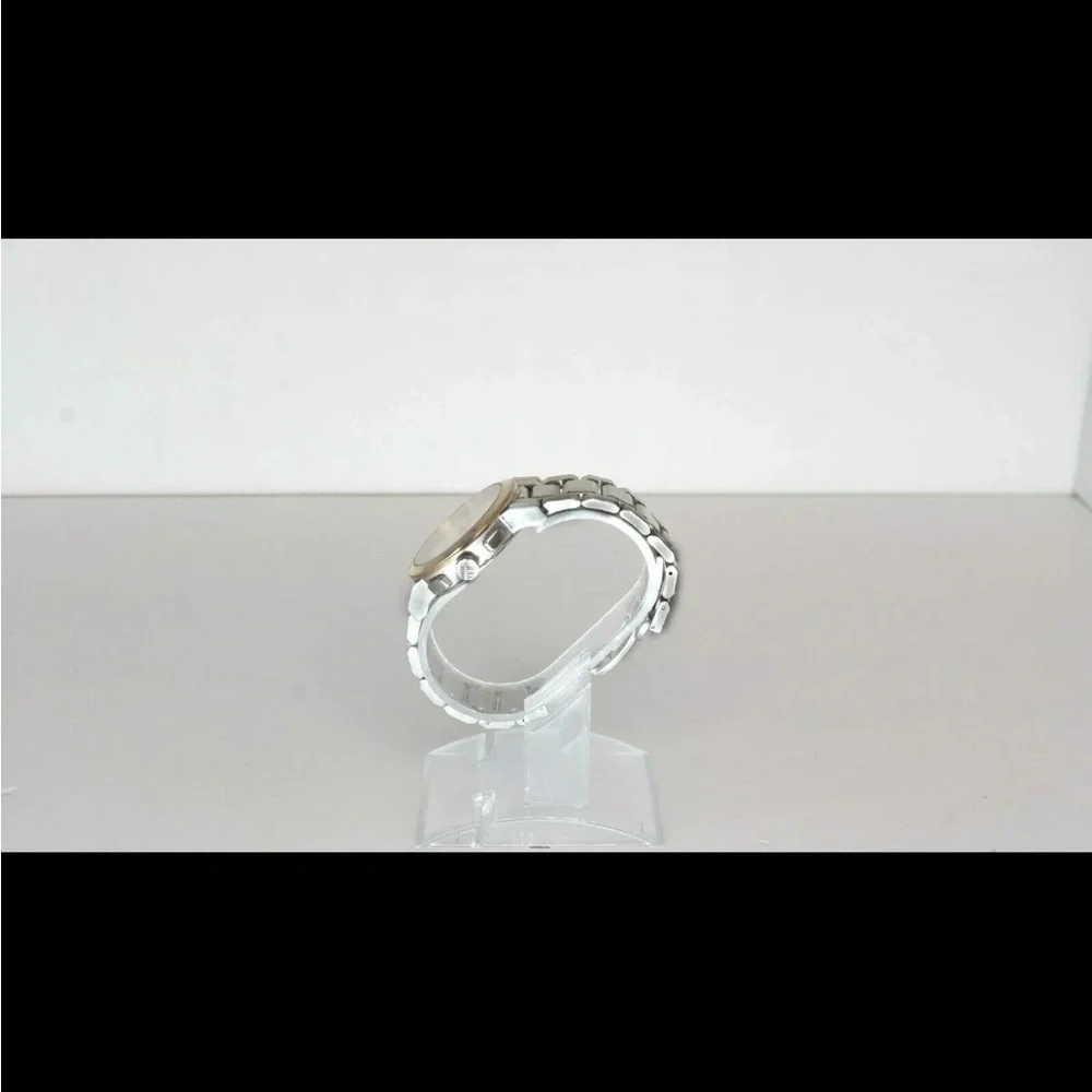 Burberry bu1374 Watch #129 new battery
